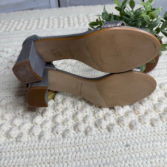 SUNDANCE Women's 40 Twilight Zephyr Ankle Strap Heeled Sandals Metallic Spain - Picture 5 of 12